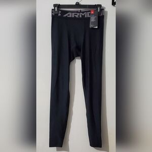 Under Armour Boys/Youth Black Compression Leggins. NWT